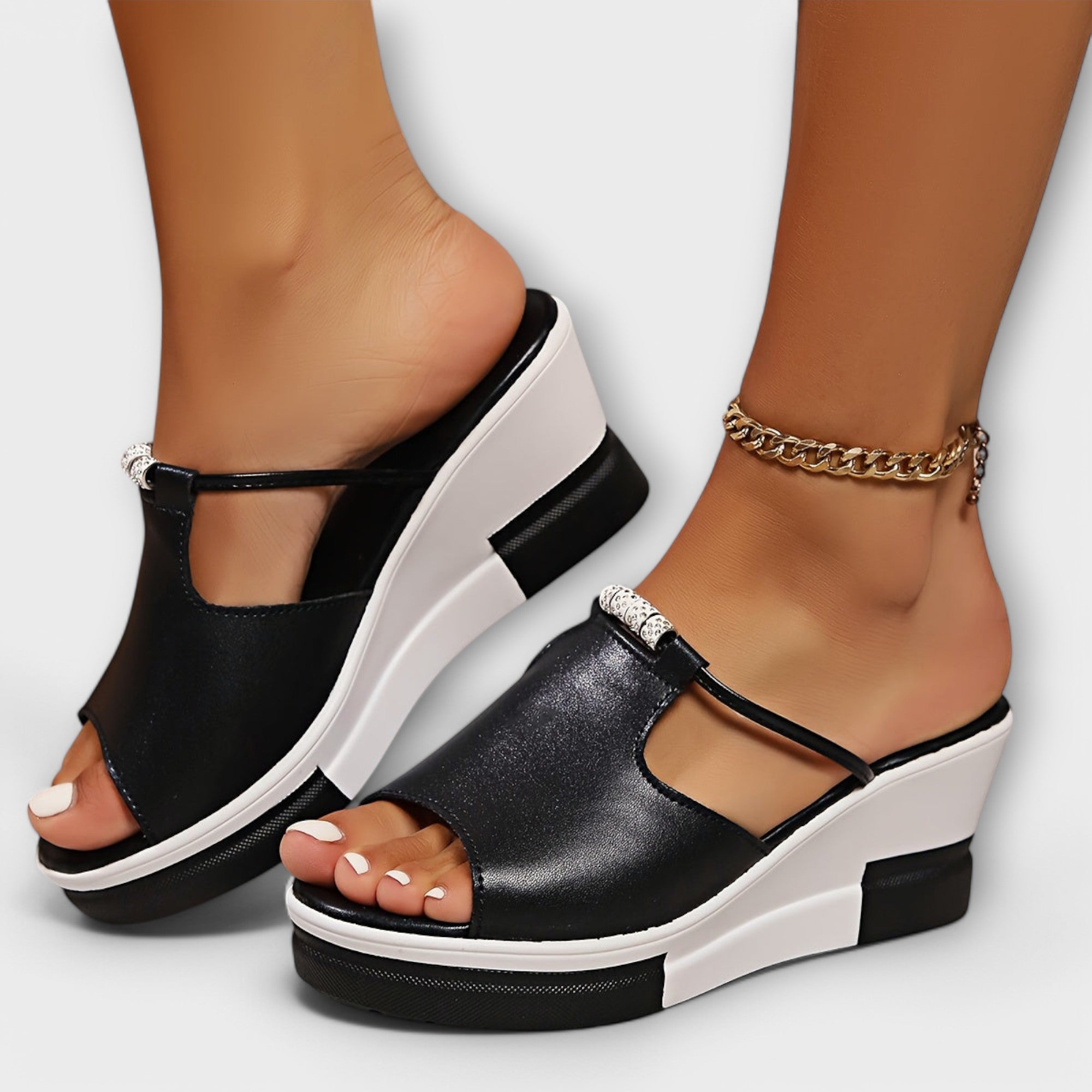 Aria™ Chic Platform Sandals